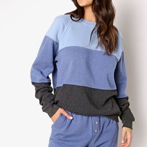 DONNI. Colorblock Sweatshirt in Blue and Gray